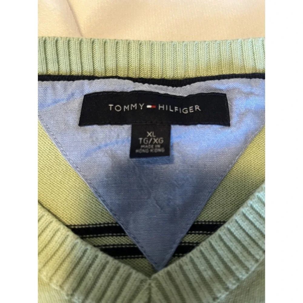 New with Tag  Tommy Hilfiger‎ Men's Long Sleeve Stripes SweaterGreen XL